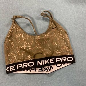 Nike Green Sports Bra with Textured Design